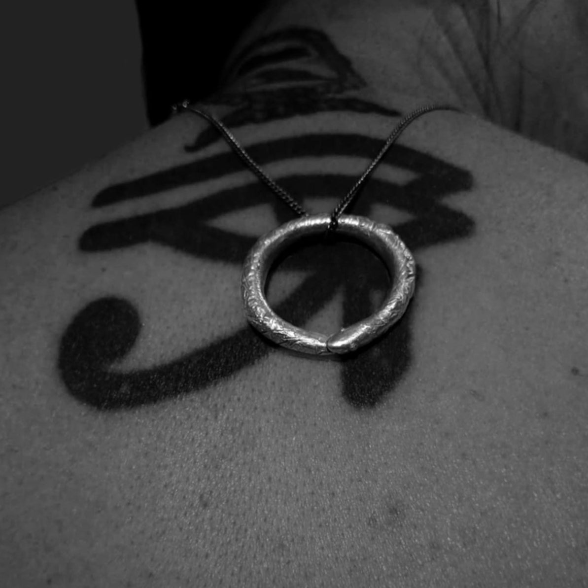Oro Pendant